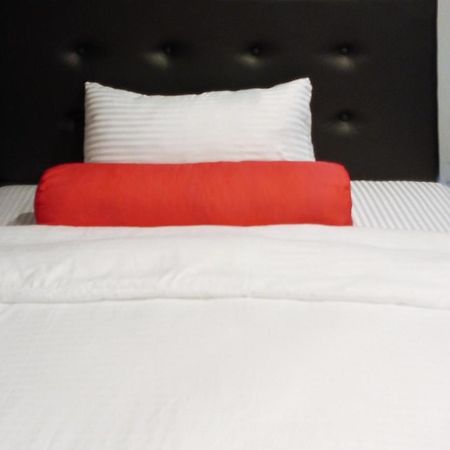 Central District Hotel Davao Экстерьер фото