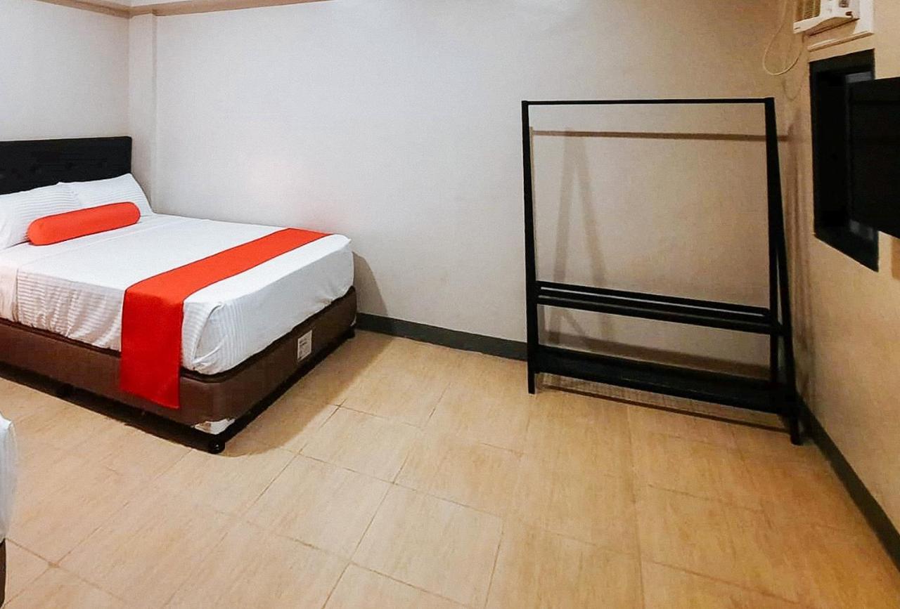 Central District Hotel Davao Экстерьер фото